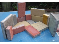 透水砖、环保砖、隔热砖、广场砖、路侧石及各种水泥制件